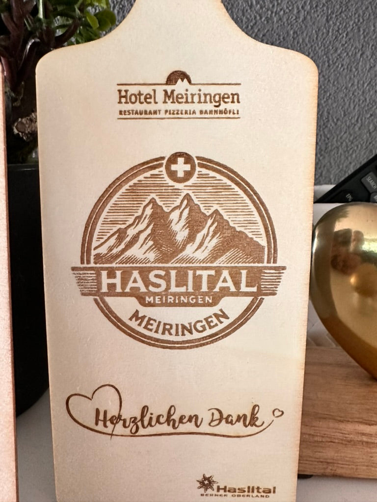 Neu! Personalisierte gravierte Holz-Deco – natürlich, praktisch und einzigartig!