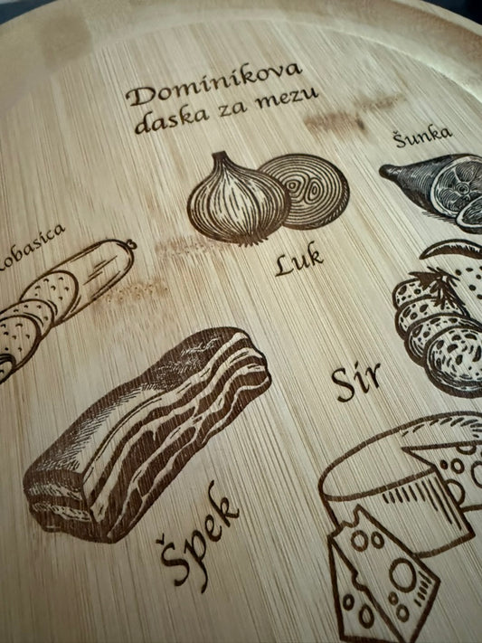 Neu! Personalisierte gravierte Holz-Schneidebretter – natürlich, praktisch und einzigartig!