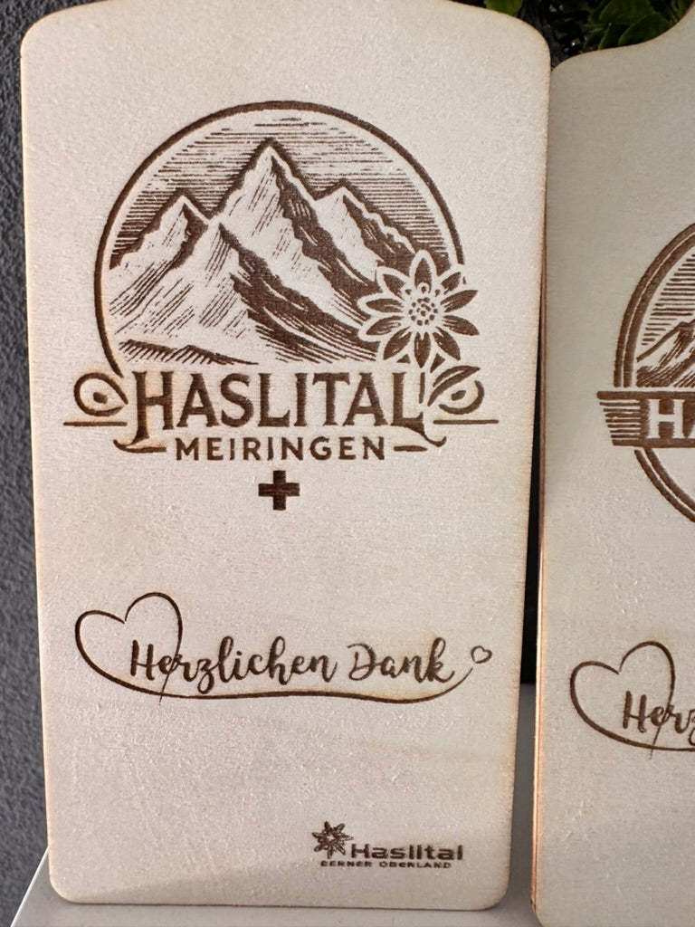 Neu! Personalisierte gravierte Holz-Deco – natürlich, praktisch und einzigartig!